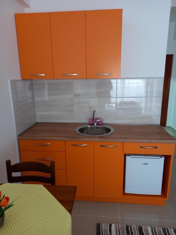 Ferienwohnung Apartman Savic Plus Bar Exterior foto